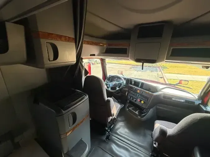 2021 INTERNATIONAL LT625