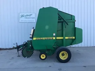1998 John Deere 566