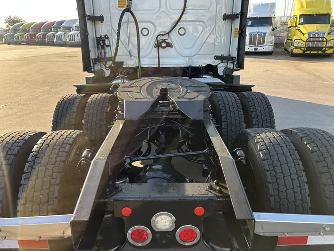 2021 Freightliner Cascadia