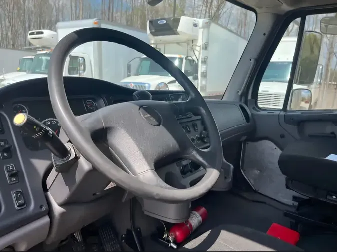 2020 FREIGHTLINER/MERCEDES M2 10661387978adb42555e9a886c42d53ef7e