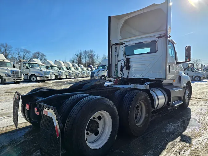 2018 NAVISTAR INTERNATIONAL LT625 DAYCAB T/A