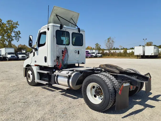 2022 FREIGHTLINER/MERCEDES CASCADIA PX12642ST