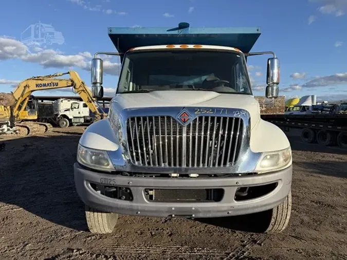 2016 INTERNATIONAL DURASTAR 4300