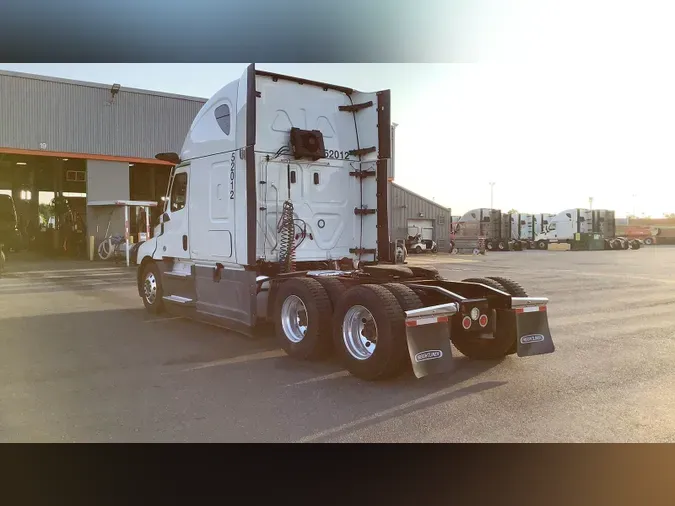 2021 Freightliner Cascadia