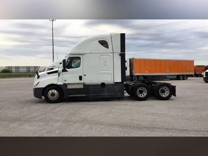 2023 Freightliner Cascadia 1266142aecc23d97c3a8cb72b7df7f40a0f