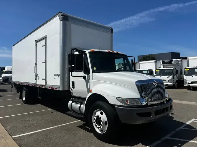 2018 NAVISTAR INTERNATIONAL 4300