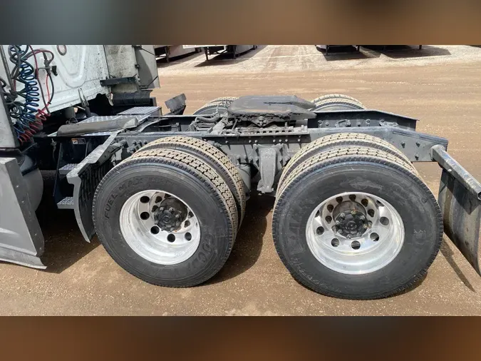 2022 Freightliner Cascadia 126