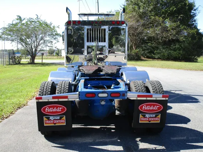 2022 Peterbilt 389