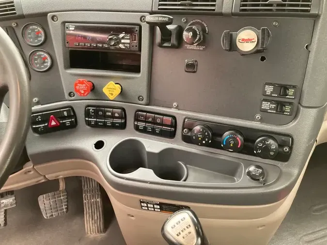 2019 FREIGHTLINER/MERCEDES CASCADIA 125614ac931f14f3fefba914aacbc6082a9