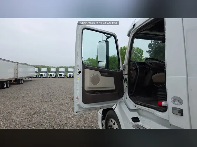 2018 Volvo VNL300