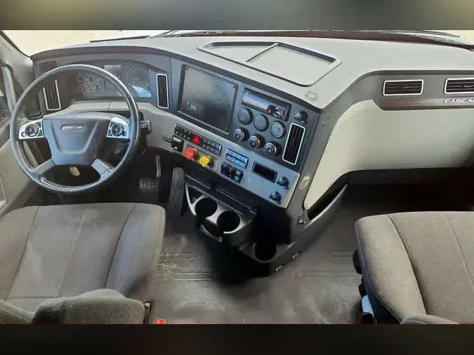 2020 FREIGHTLINER NEW CASCADIA PX12664