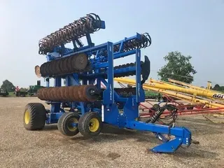 2018 Landoll 7833-30