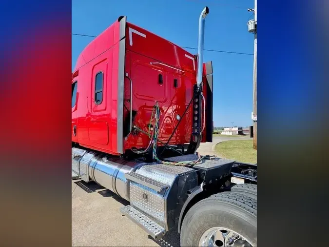 2024 Freightliner Cascadia