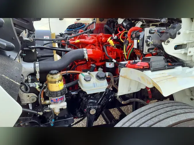 2019 FREIGHTLINER/MERCEDES M2 106