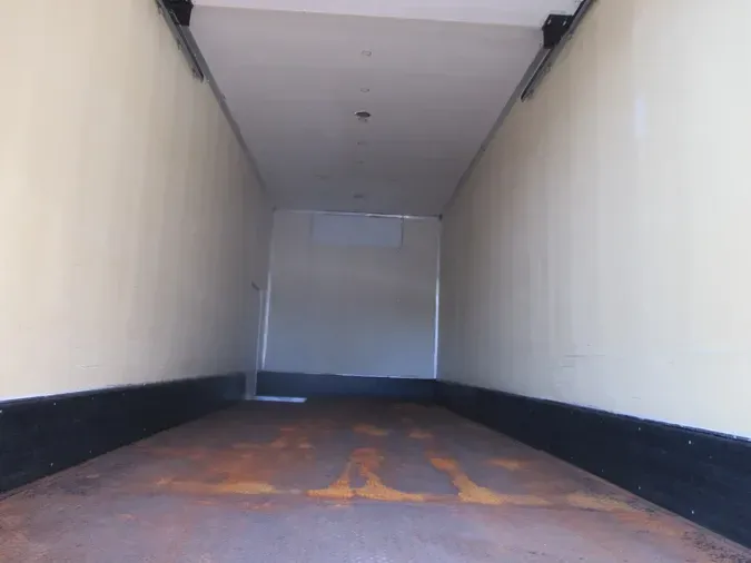 2017 FREIGHTLINER M2