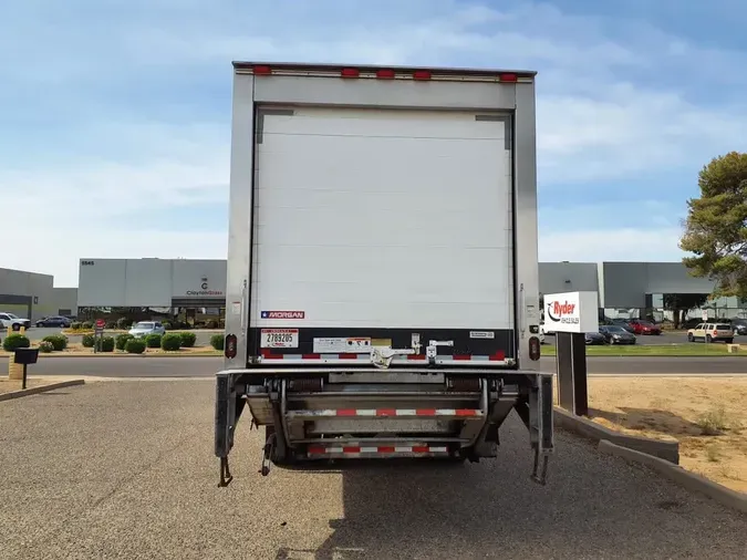 2019 FREIGHTLINER M2 106