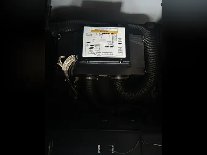 2019 VOLVO VNL64T760