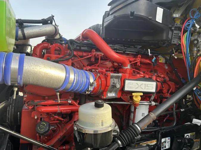 2021 Peterbilt 579
