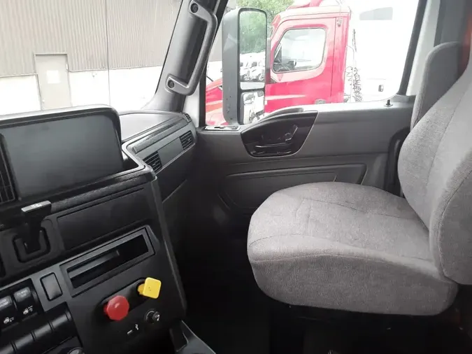 2019 NAVISTAR INTERNATIONAL LT625 DAYCAB T/A