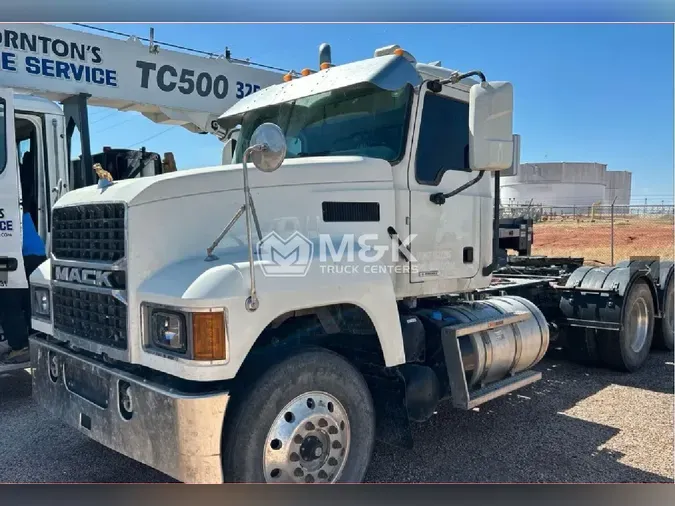 2024 MACK Pinnacle6167e24d1b905f7f24242329c1d3617e