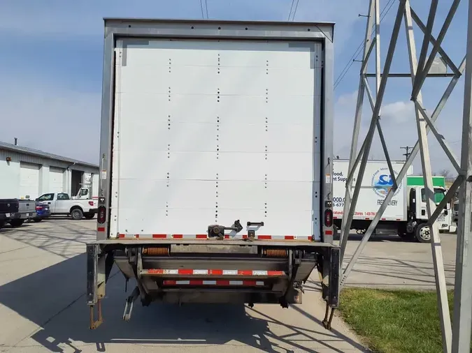 2022 FREIGHTLINER/MERCEDES M2 106