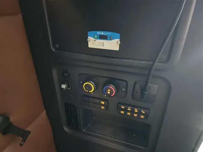 2022 FREIGHTLINER CASCADIA