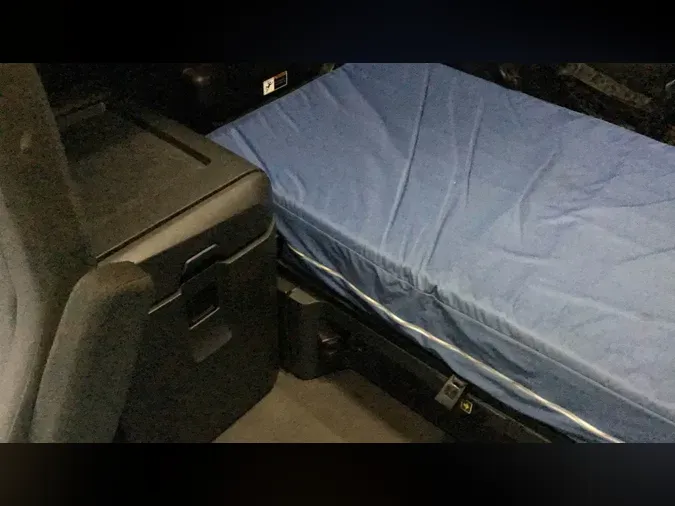 2024 Freightliner Cascadia 12661700b9a7e47058510135e39f69f4f98