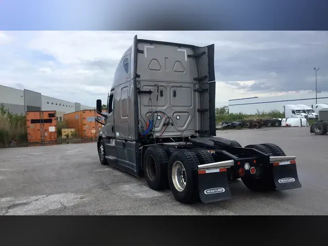 2024 Freightliner Cascadia