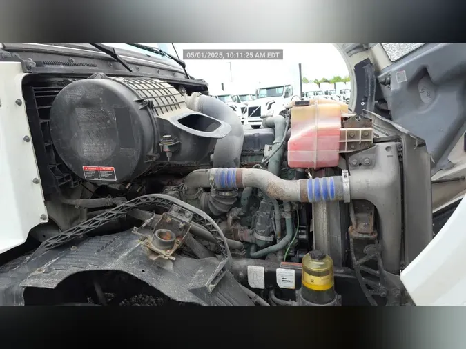 2018 Volvo VNL300