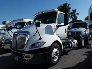 2019 NAVISTAR INTERNATIONAL RH613 DAYCAB S/A