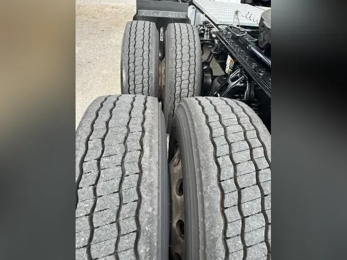 2023 Peterbilt 579