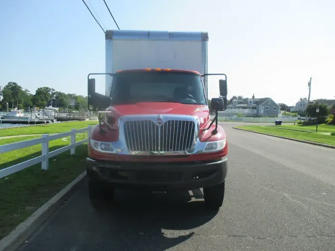 2018 INTERNATIONAL 4300
