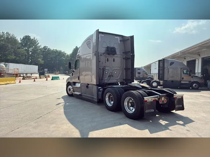 2023 Freightliner Cascadia 126617fb6b82989596ff162ba29bfdacf16