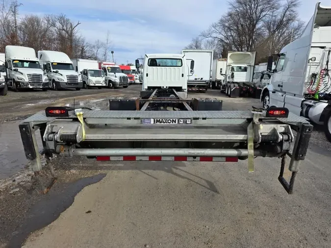 2019 FREIGHTLINER/MERCEDES M2 106618301d48212d53526274953c307950e