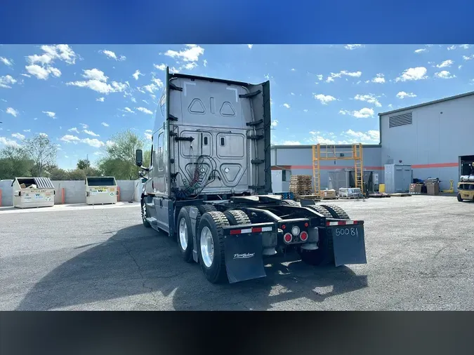 2020 Freightliner Cascadia