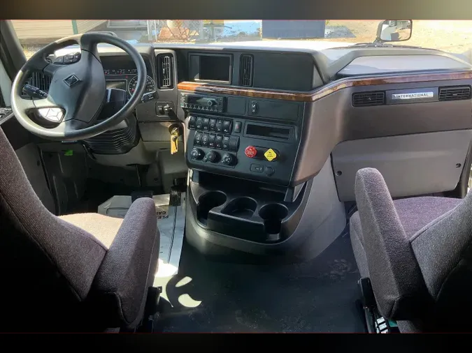 2022 INT LT625 6x4