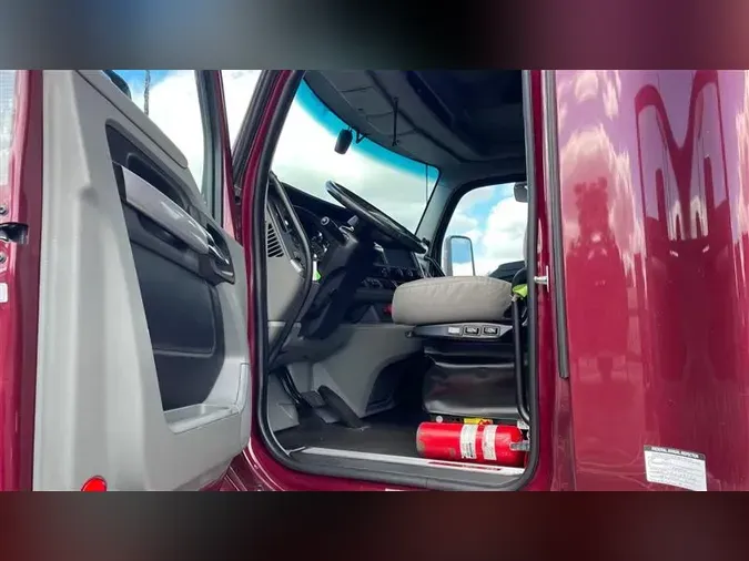 2021 KENWORTH T680