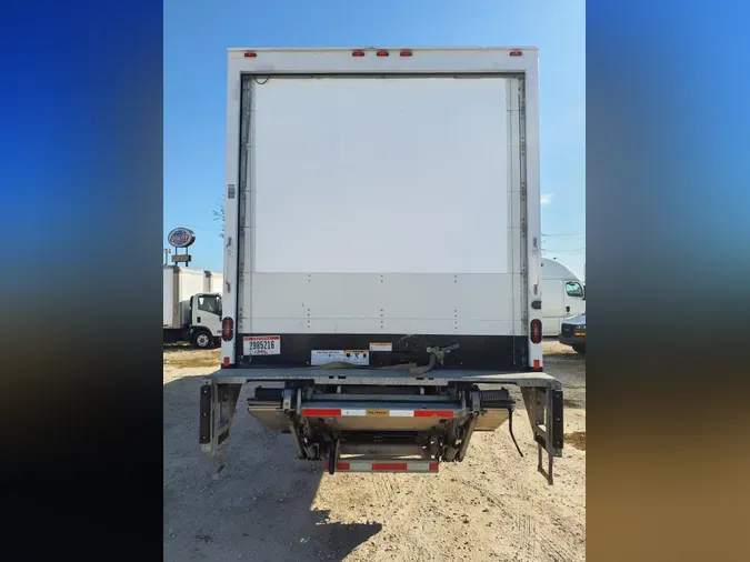 2019 FREIGHTLINER/MERCEDES M2 106