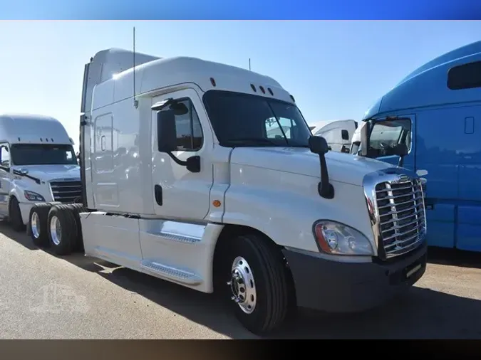 2013 FREIGHTLINER CASCADIA 125