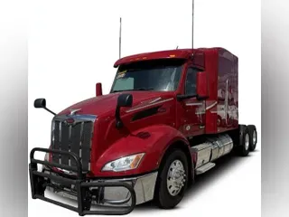 2022 Peterbilt 579