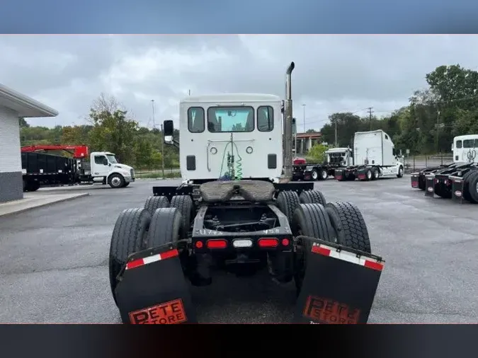 2021 Peterbilt 567