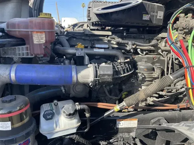2020 FREIGHTLINER CA126
