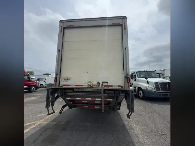 2019 FREIGHTLINER M2 106