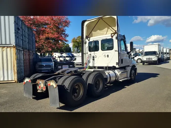 2020 FREIGHTLINER/MERCEDES NEW CASCADIA PX1266461987b41340430349cbd37531eb1e69c