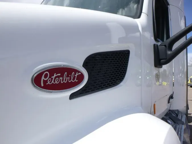 2020 Peterbilt 5796198c2a879c4db82353582174198dda8