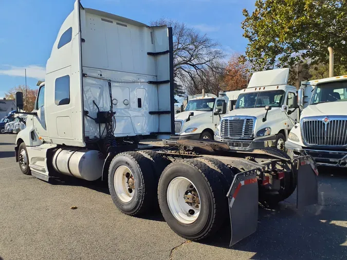 2020 NAVISTAR INTERNATIONAL LT625 SLPR CAB