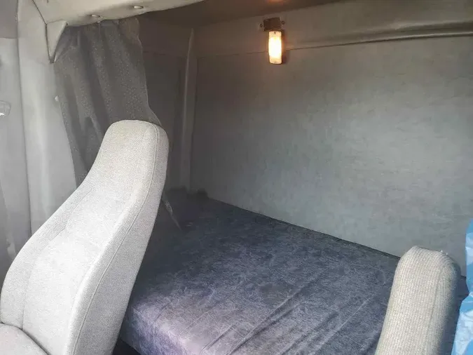 2011 WESTERN STAR 4900