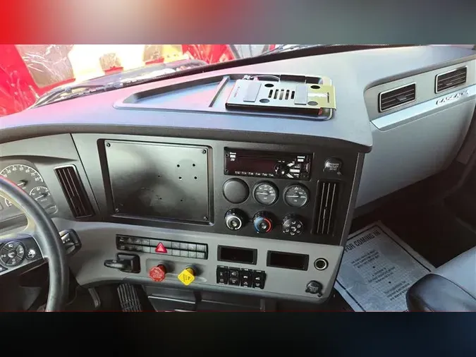 2021 FREIGHTLINER CA126