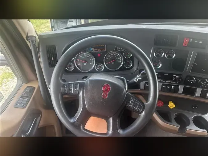 2021 KENWORTH T680619d9d67f287097636393b53eb03f421