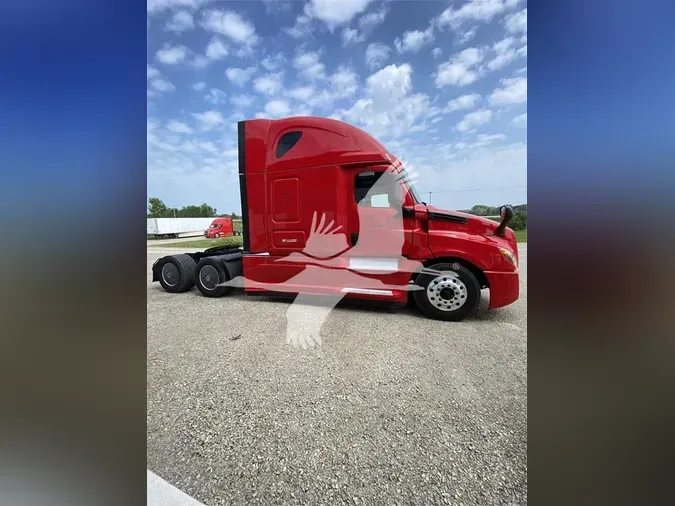 2020 FREIGHTLINER CASCADIA 126